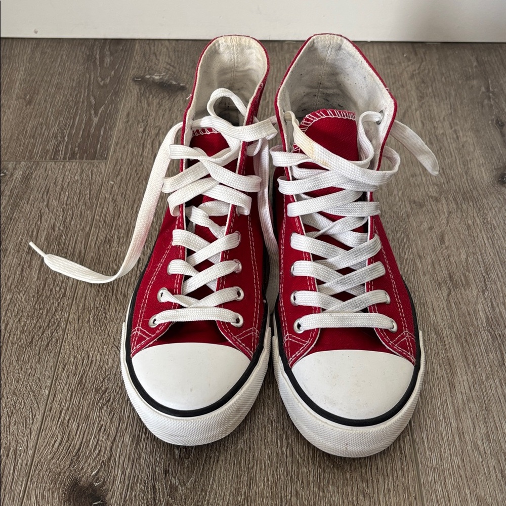 Women’s High Top Lace Up Canvas Sneaker - Picture 3 of 6